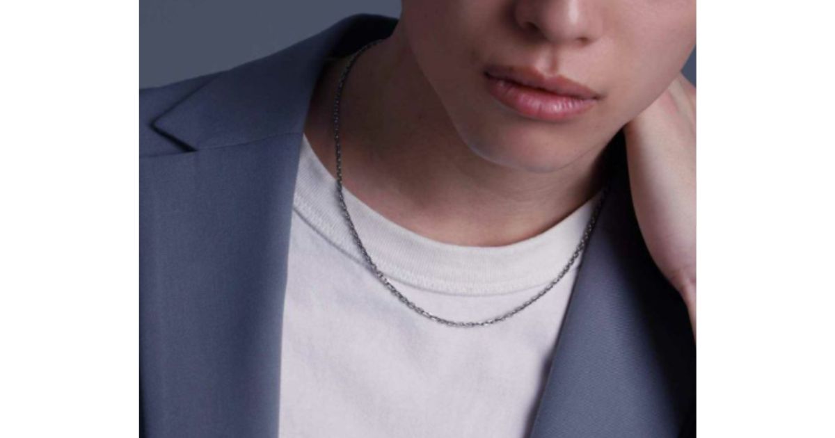 silver-accessory-mens-guide2
